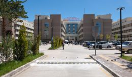 Hastane yoluna kapan konuldu