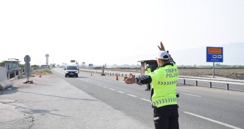 Erzincan Polisi Suçlulara Göz Açtırmıyor: 17 Kişi Yakalandı