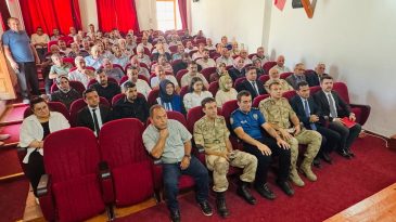 Kemaliye’de Muhtarlar Toplantısı: Yerel Sorunlara Ortak Çözüm Arayışı