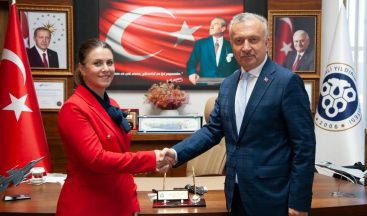 Yabancı Diller ve Turizm Fakültesi Dekanlığına Atama Gerçekleştirildi