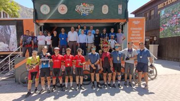 Dağ Bisikleti Yarışı Heyecanı Yaşandı