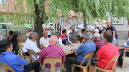 Erzincan Tarım ve Orman İl Müdürü Çiftçilerle “Cuma Buluşmaları”nda Bir Araya Geldi