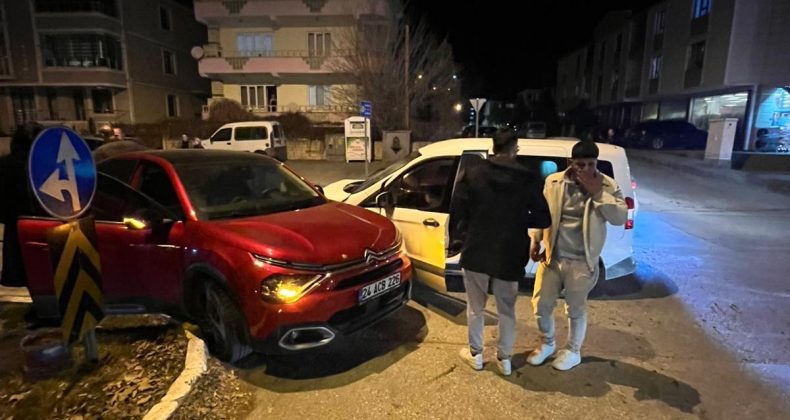 Erzincan Milli Egemenlik Caddesi’nde Kaza: “Önlem Alınması İçin Felaket mi Bekleniyor?”