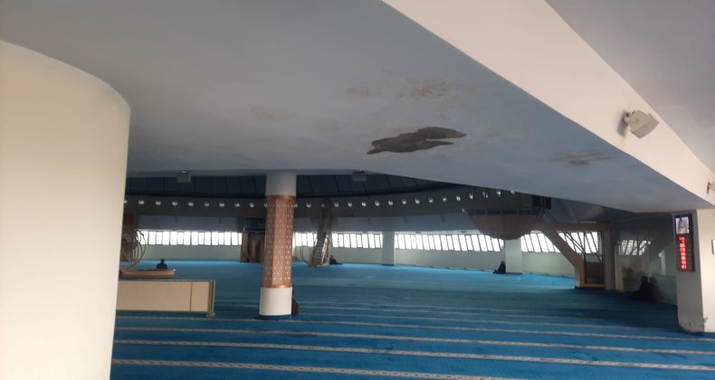 Erzincan’ın Manevi Sembolü Terzibaba Camii İlgi Bekliyor: “İbadethaneye Yakışmayan Görüntü”