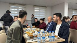 MİLLETVEKİLİ KARAMAN’DAN GENÇLERLE GÖNÜL SOFRASI: “TÜRKİYE YÜZYILI’NI GENÇLERLE İNŞA EDİYORUZ”