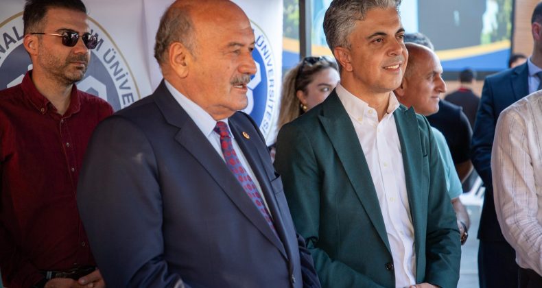 KARAMAN’DAN EBYÜ STANDINA ZİYARET